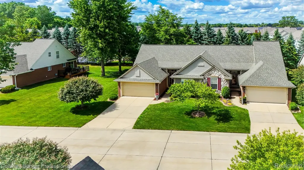 5711 Ortman Drive Sterling Heights City MI 48314