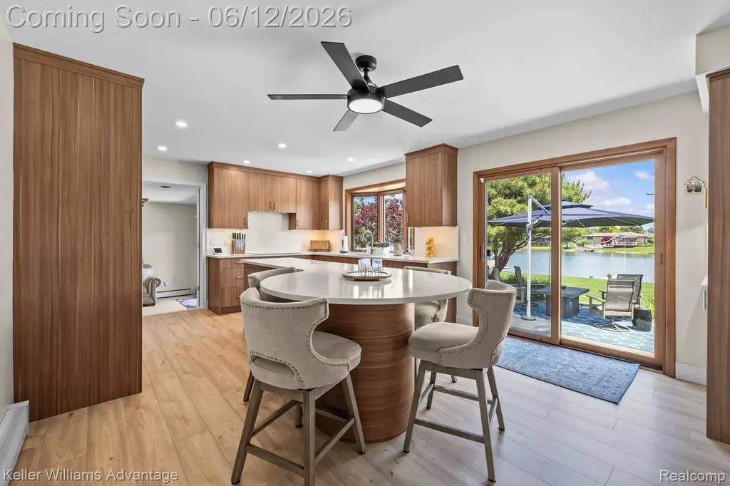 9110 Sandy Ridge Drive White Lake Charter Township MI 48386