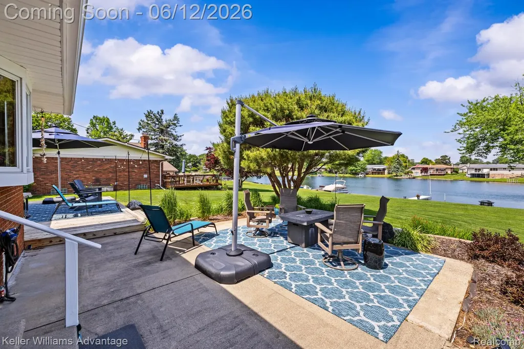 9110 Sandy Ridge Drive White Lake Charter Township MI 48386