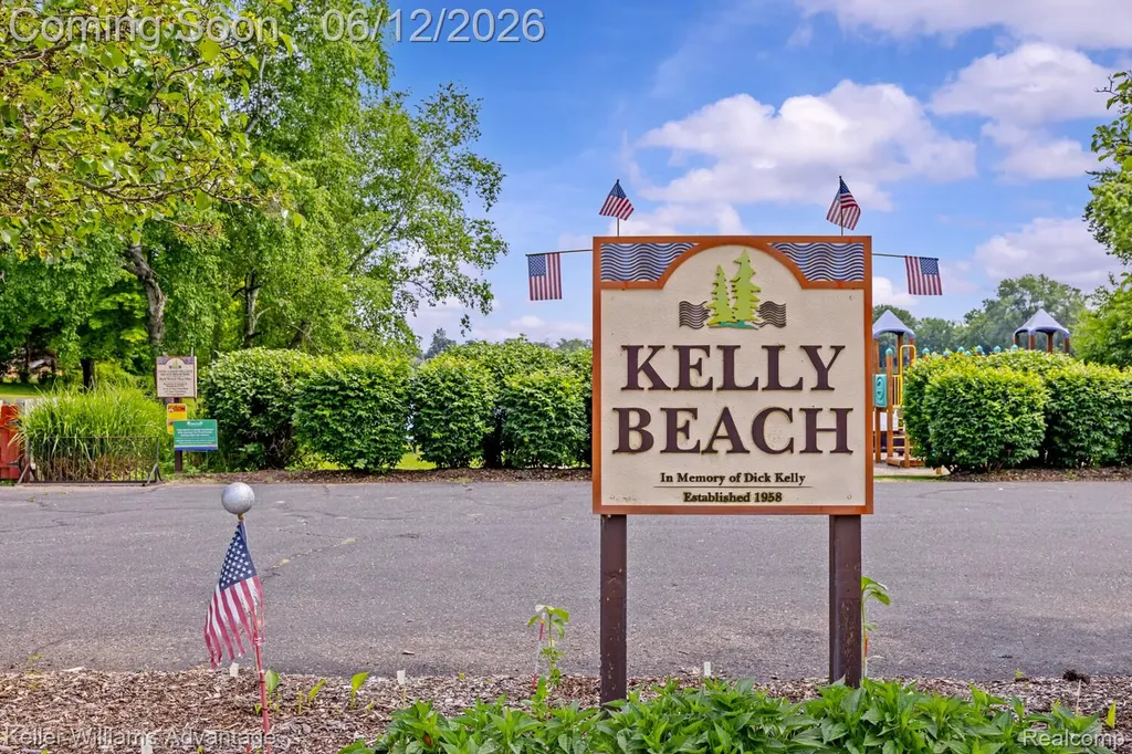 9110 Sandy Ridge Drive White Lake Charter Township MI 48386