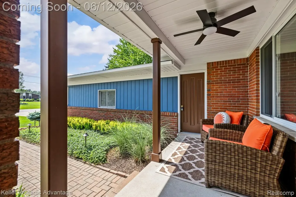 9110 Sandy Ridge Drive White Lake Charter Township MI 48386