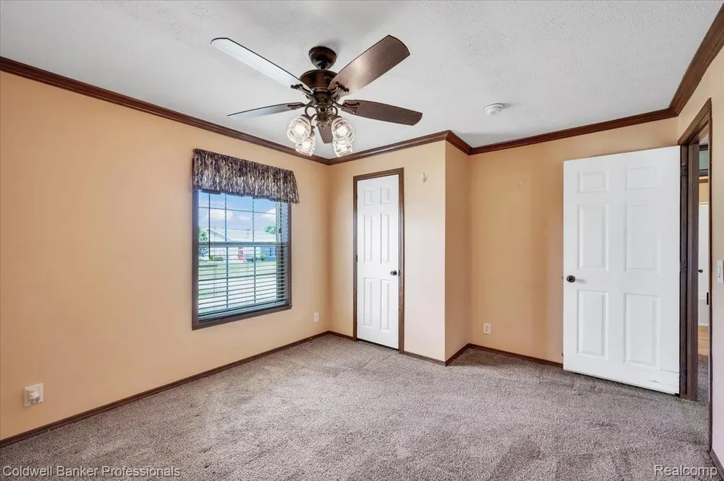 289 Pompano Court Lapeer Township MI 48446