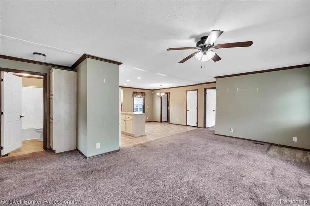 289 Pompano Court Lapeer Township MI 48446