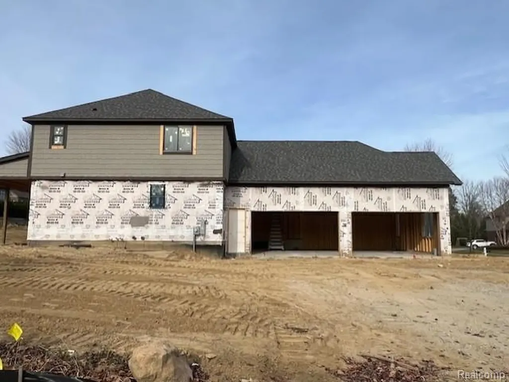 61367 Beacon Hill Drive Washington Township MI 48094