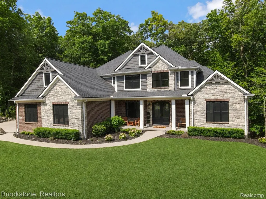 8130 Rosebud Lane Independence Charter Township MI 48348