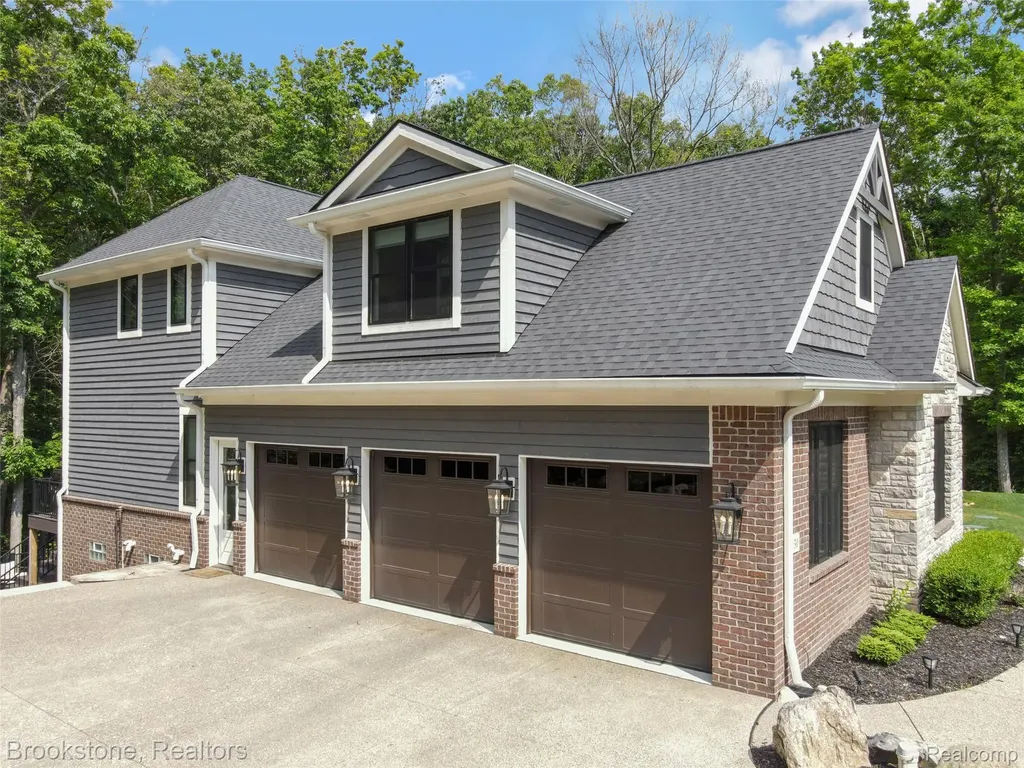 8130 Rosebud Lane Independence Charter Township MI 48348