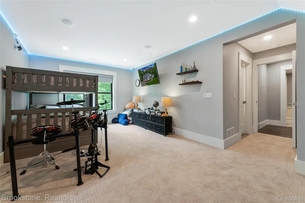 8130 Rosebud Lane Independence Charter Township MI 48348