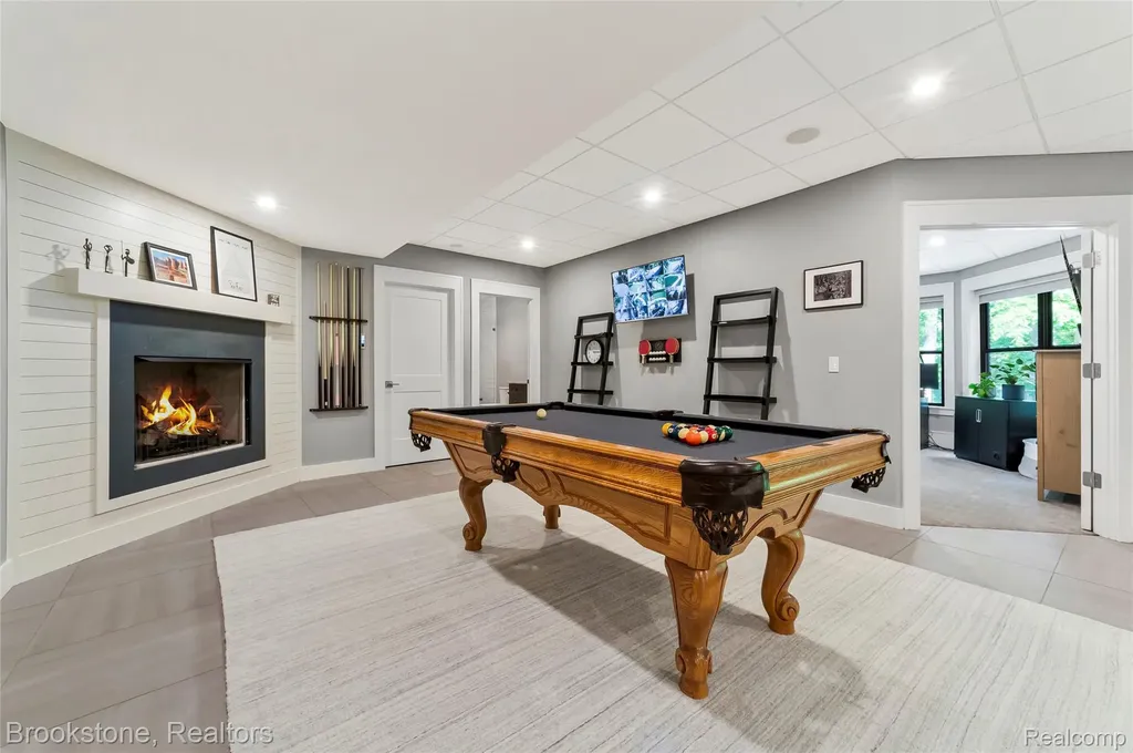 8130 Rosebud Lane Independence Charter Township MI 48348