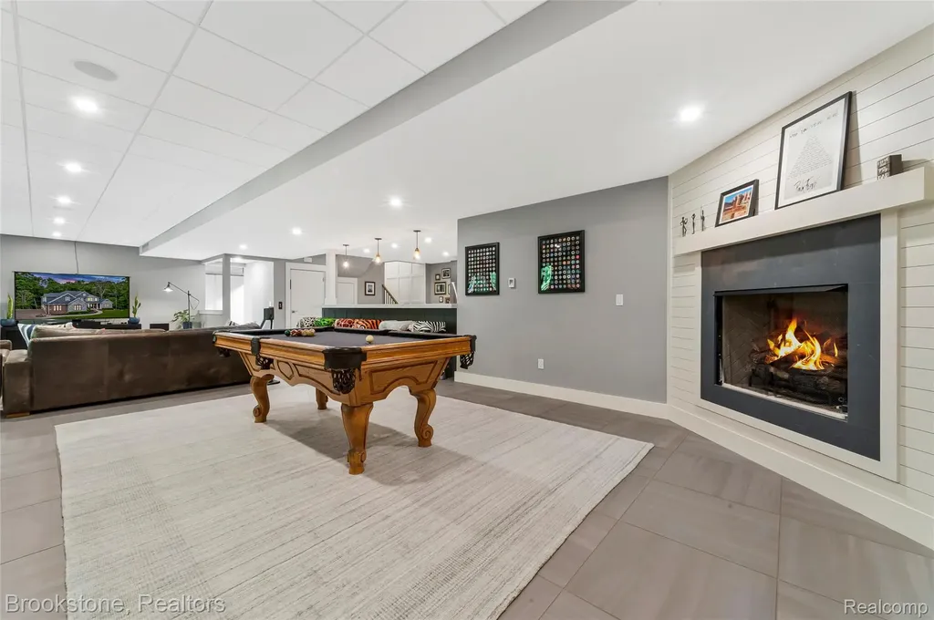8130 Rosebud Lane Independence Charter Township MI 48348