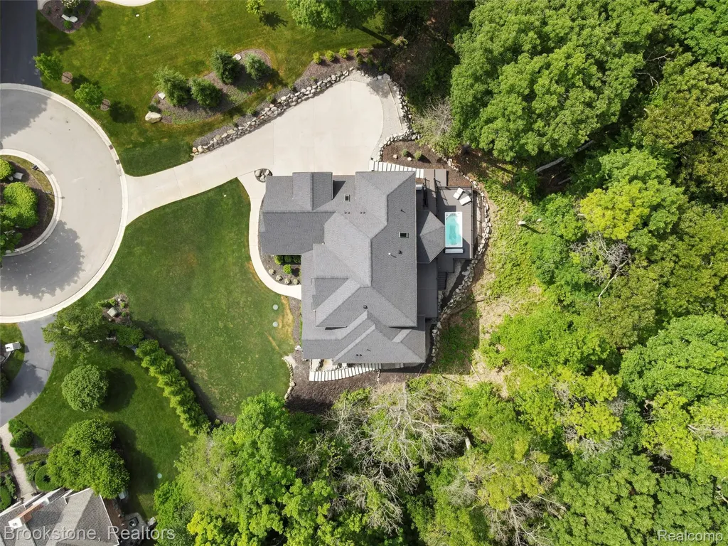 8130 Rosebud Lane Independence Charter Township MI 48348