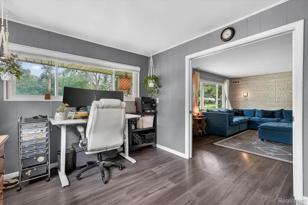 2614 Penna Drive West Bloomfield Charter Township MI 48324