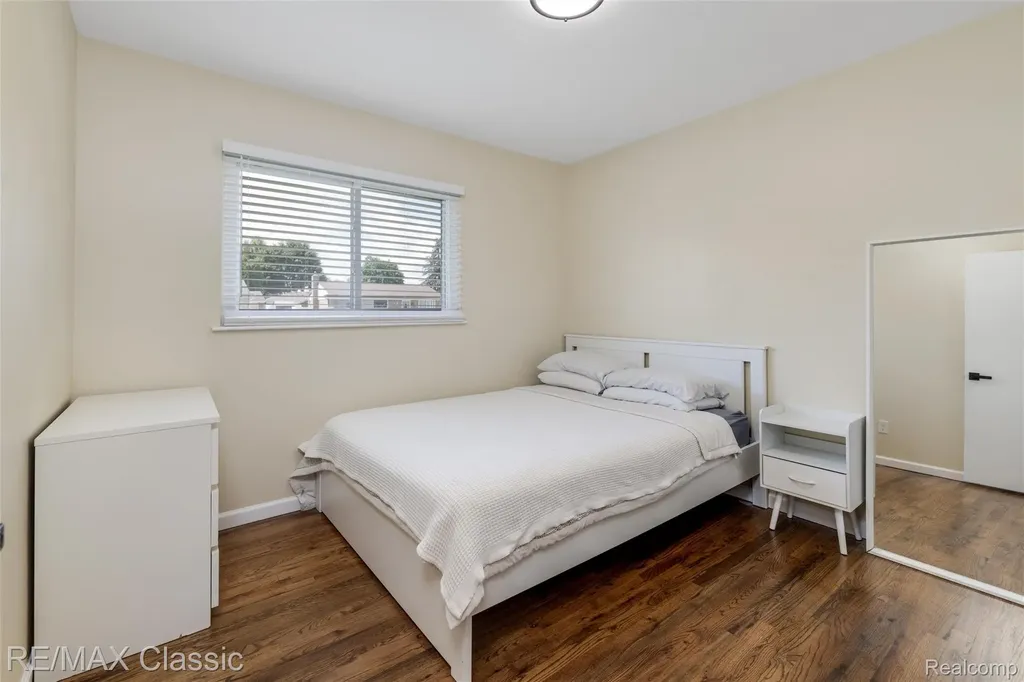 11789 Danforth Drive Sterling Heights City MI 48312