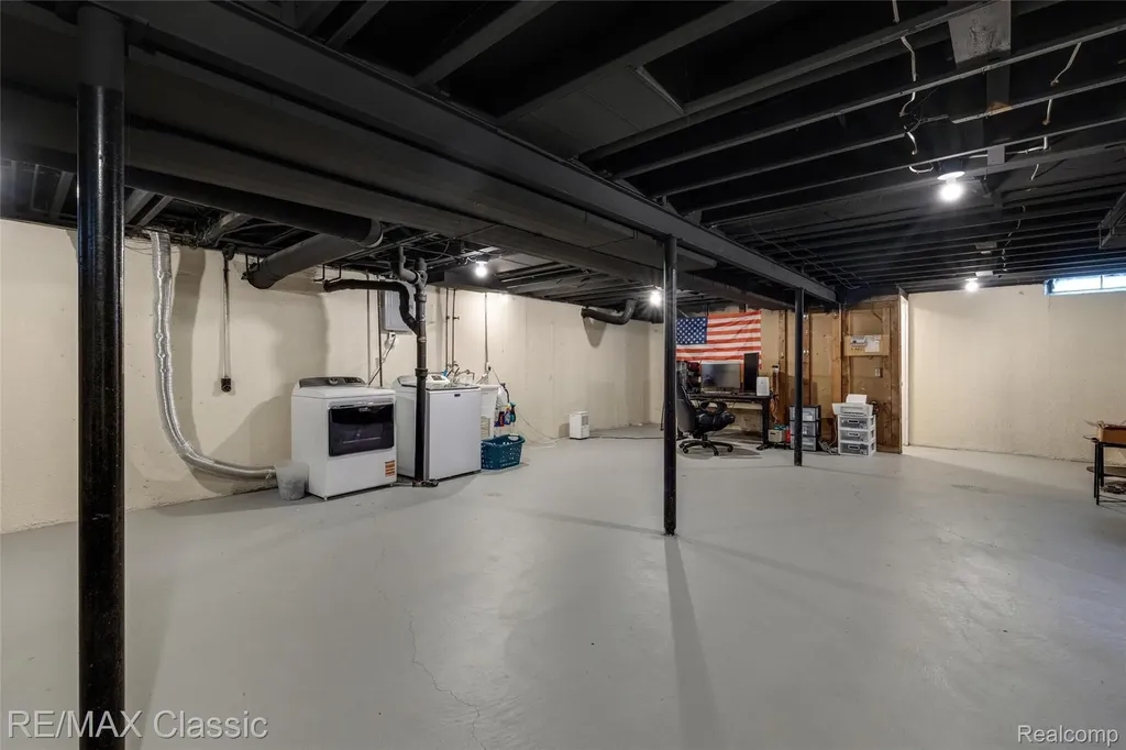 11789 Danforth Drive Sterling Heights City MI 48312