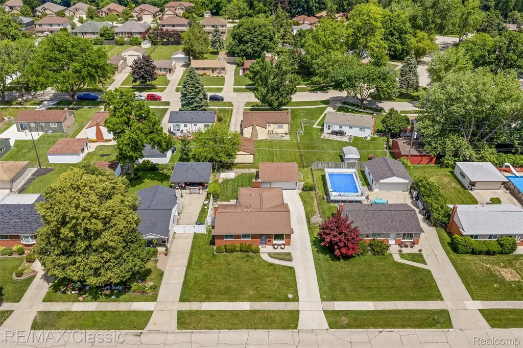 11789 Danforth Drive Sterling Heights City MI 48312