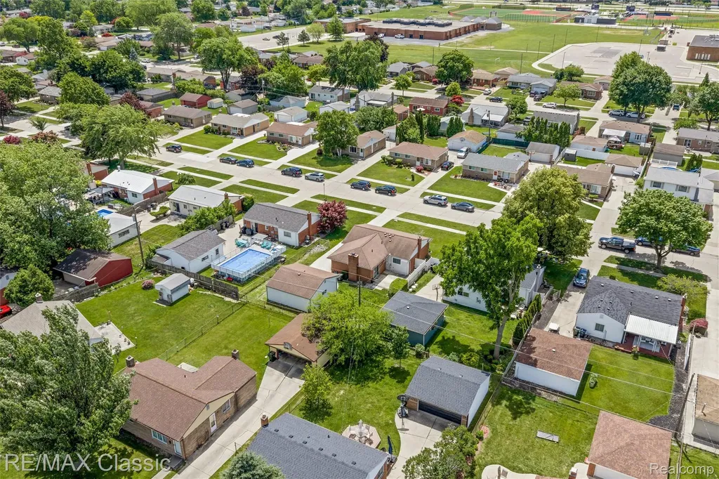 11789 Danforth Drive Sterling Heights City MI 48312