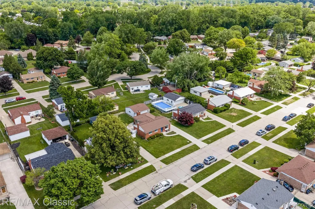 11789 Danforth Drive Sterling Heights City MI 48312