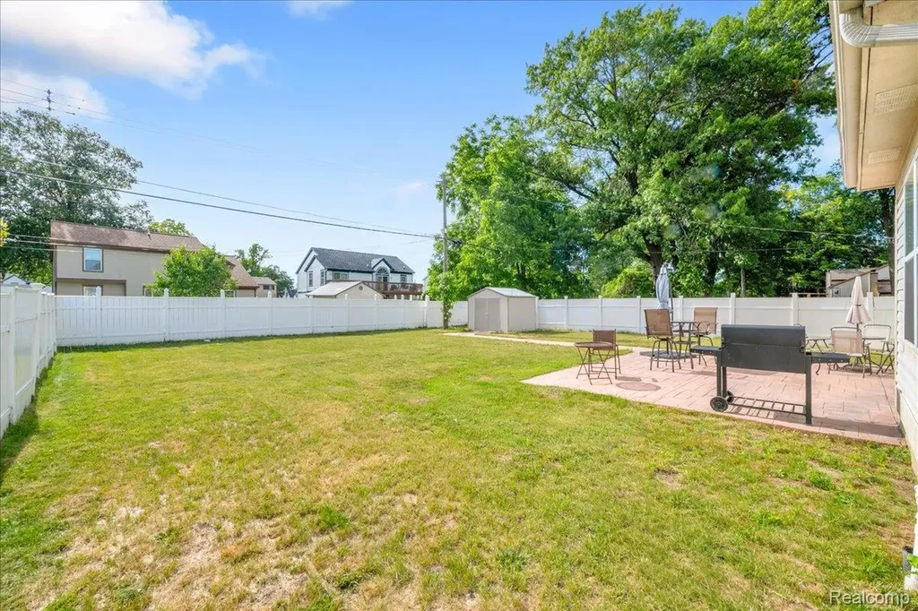 6102 Colorado Street Romulus City MI 48174