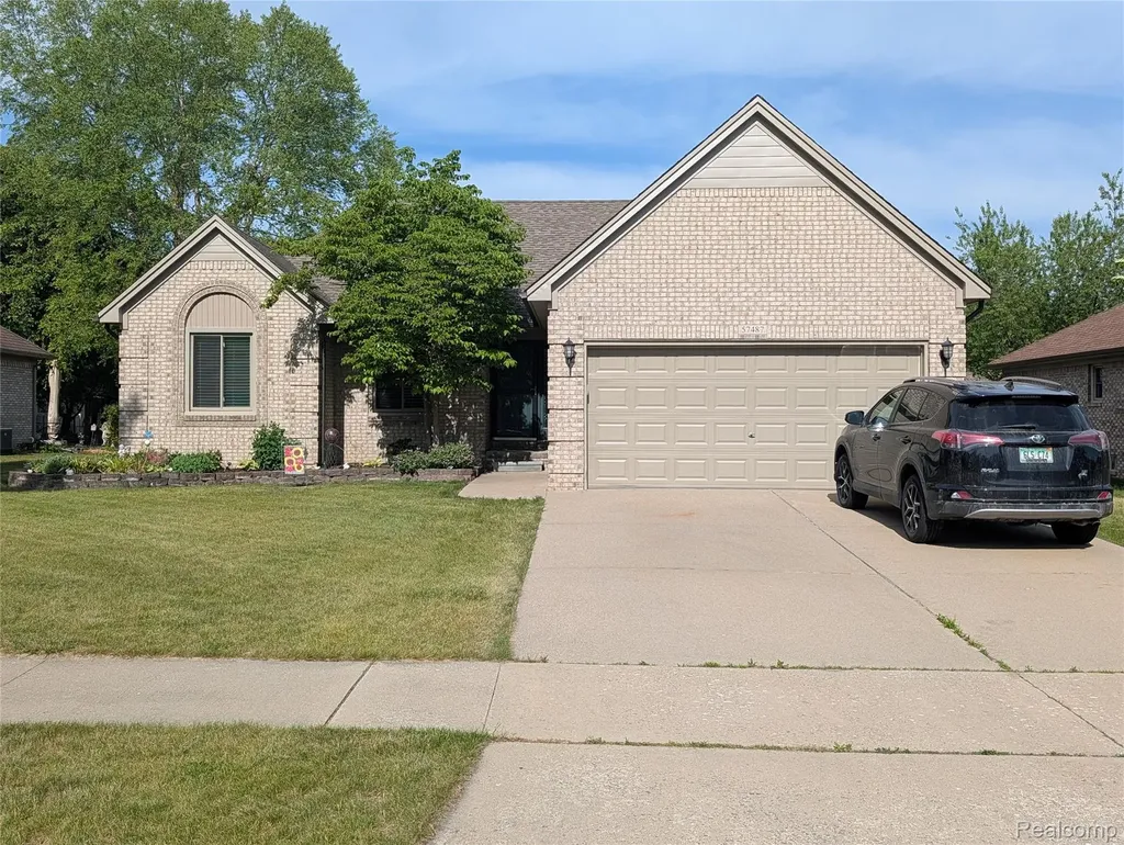 57487 Nicholas Drive Washington Township MI 48094