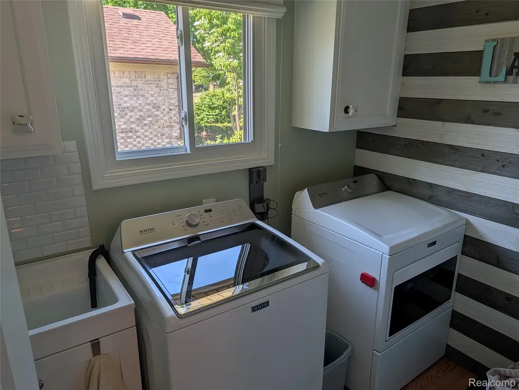 57487 Nicholas Drive Washington Township MI 48094