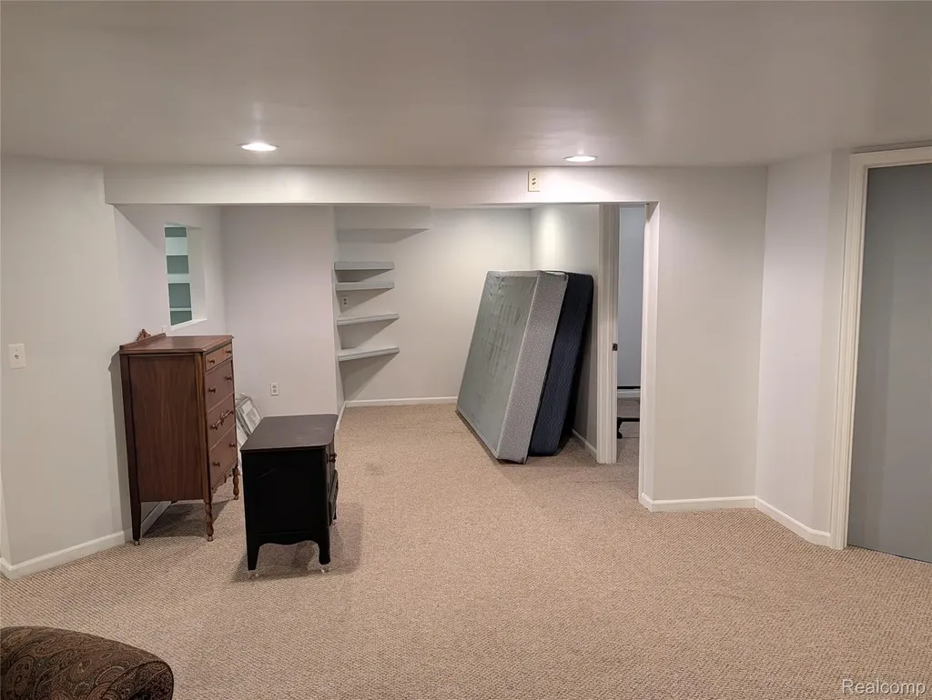 57487 Nicholas Drive Washington Township MI 48094