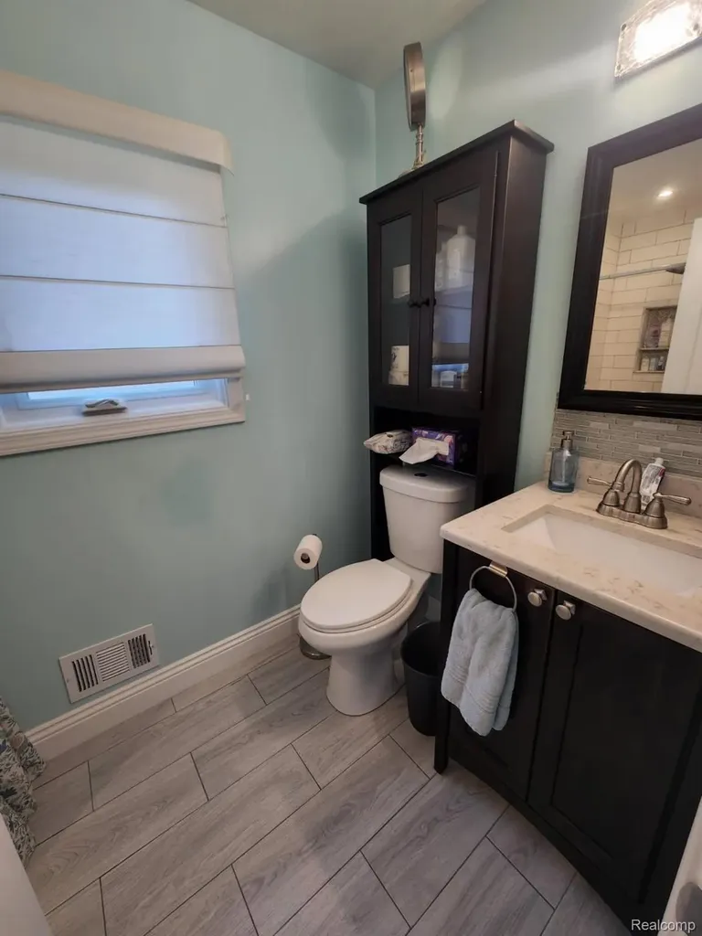 57487 Nicholas Drive Washington Township MI 48094