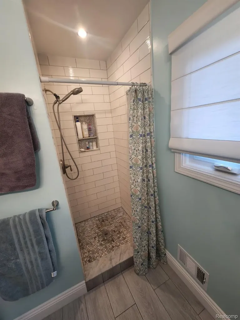 57487 Nicholas Drive Washington Township MI 48094