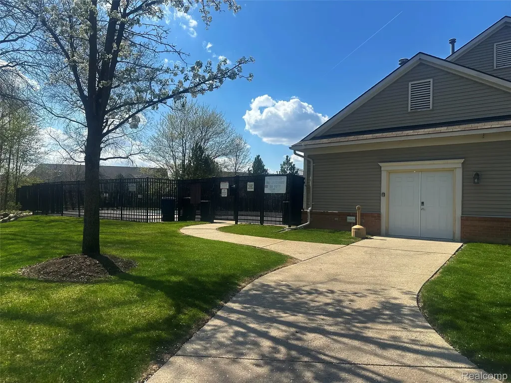 2393 Arcadia Drive Canton Charter Township MI 48188