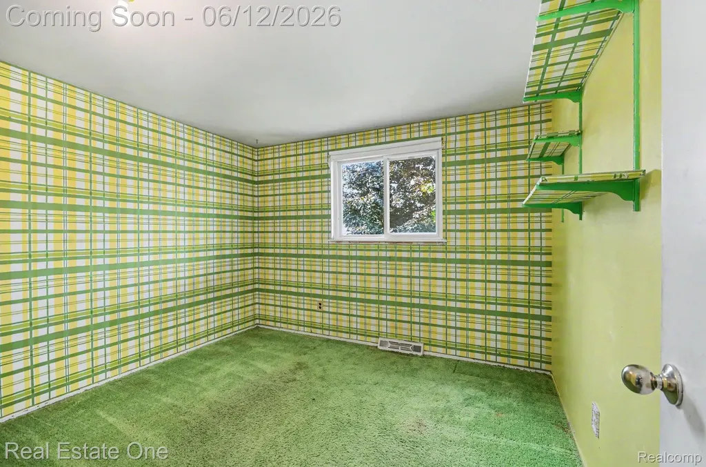 2523 Watonga Drive Commerce Charter Township MI 48382