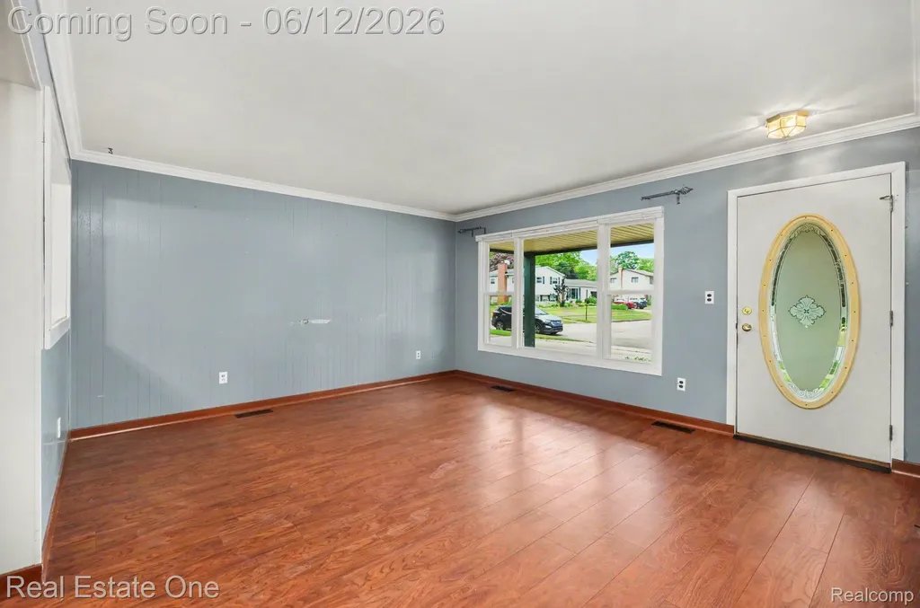 2523 Watonga Drive Commerce Charter Township MI 48382
