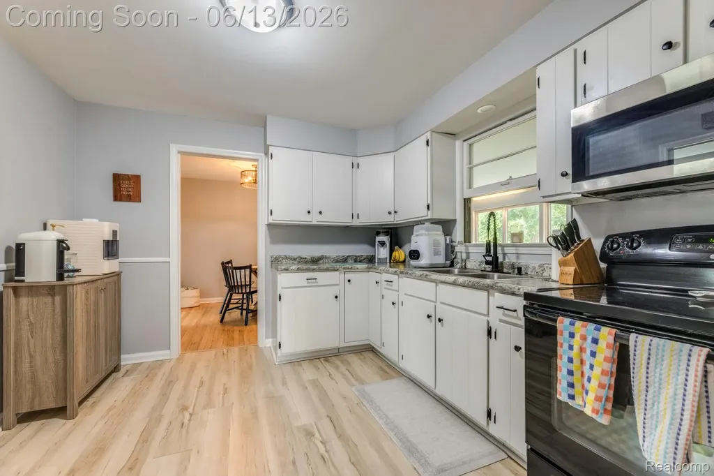2435 Sharon Lane Port Huron City MI 48060