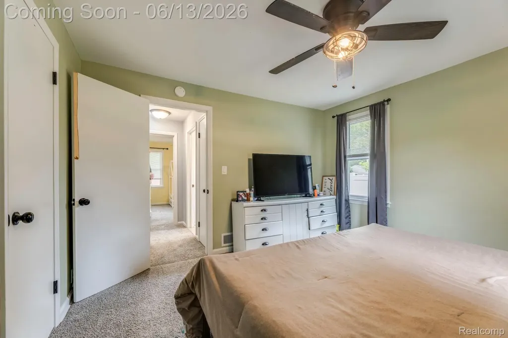 2435 Sharon Lane Port Huron City MI 48060