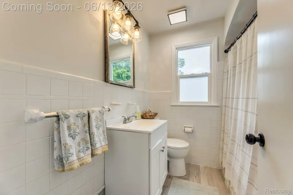 2435 Sharon Lane Port Huron City MI 48060