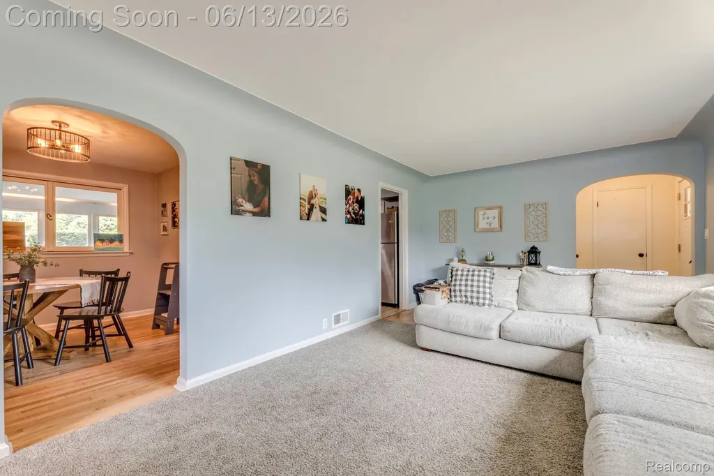 2435 Sharon Lane Port Huron City MI 48060