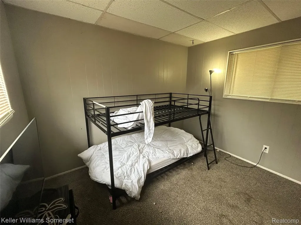 18573 Elkhart Street Harper Woods City MI 48225
