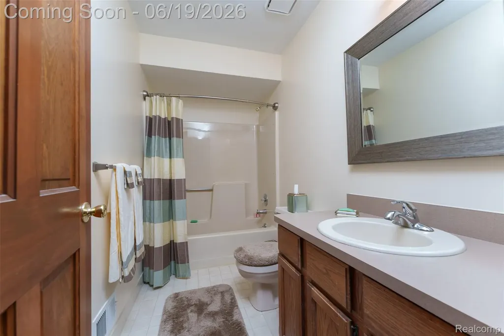 7511 Welle Road Hamburg Township MI 48116