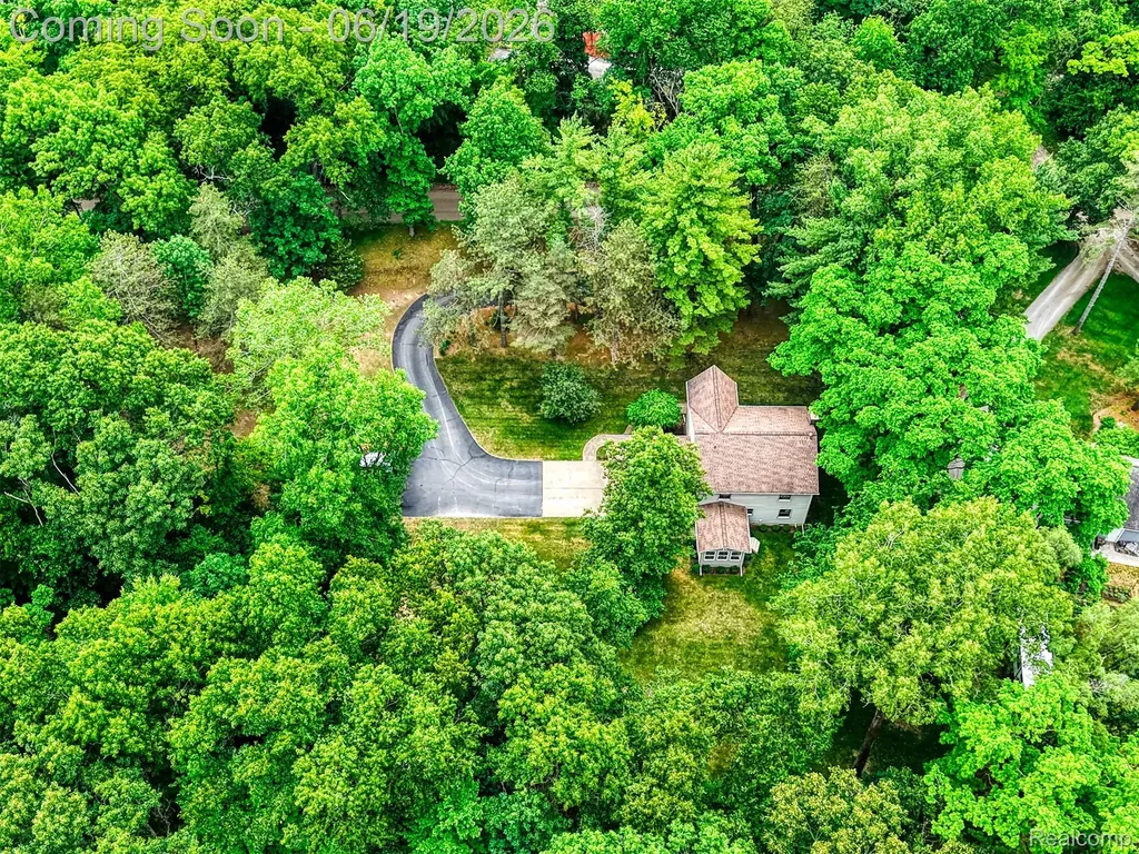 7511 Welle Road Hamburg Township MI 48116