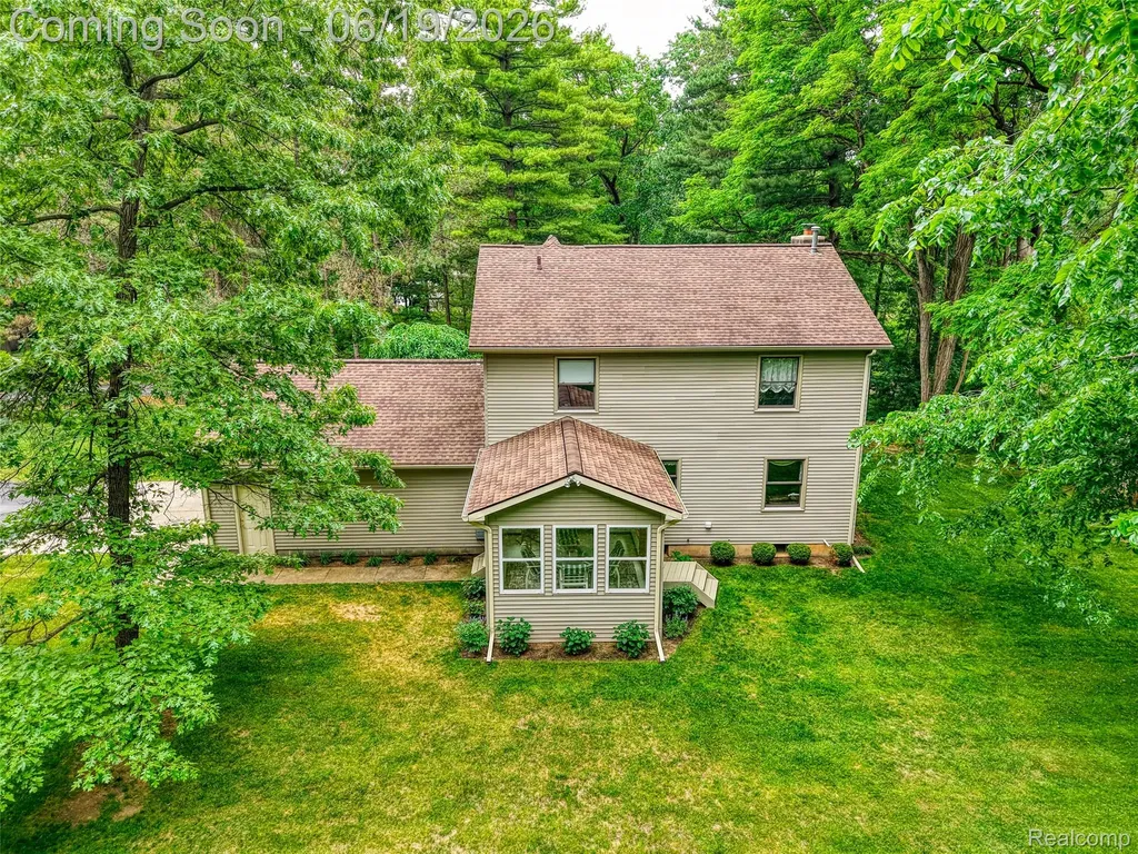 7511 Welle Road Hamburg Township MI 48116