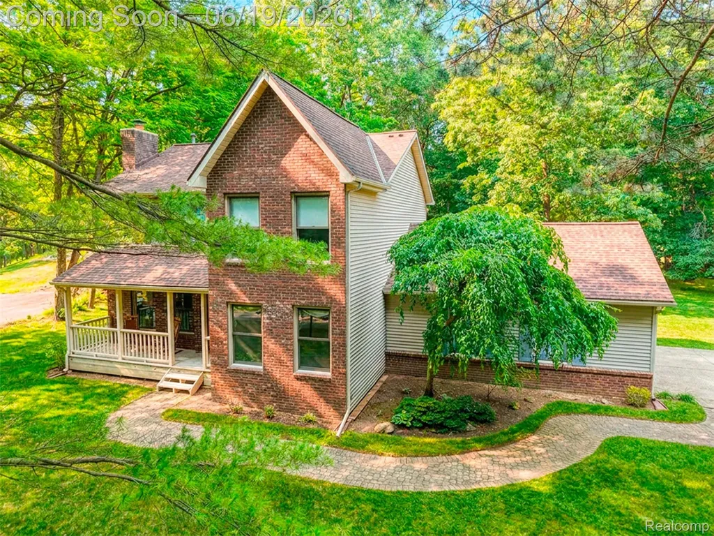 7511 Welle Road Hamburg Township MI 48116