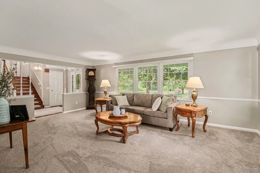 9100 Pine Knob Road Independence Charter Township MI 48348