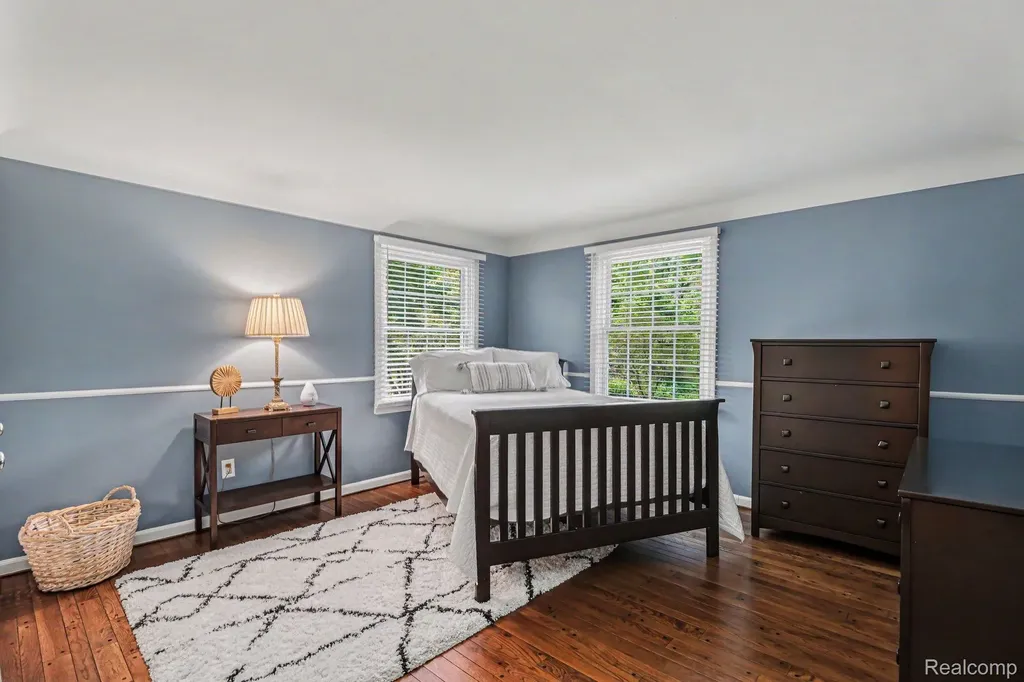 9100 Pine Knob Road Independence Charter Township MI 48348