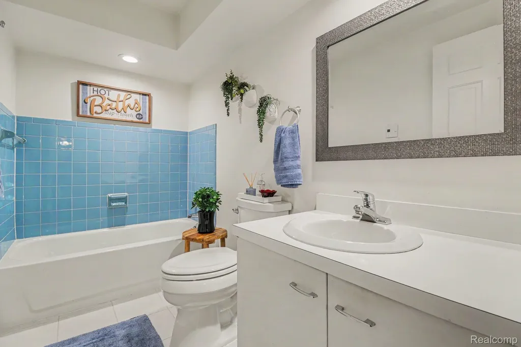 9100 Pine Knob Road Independence Charter Township MI 48348
