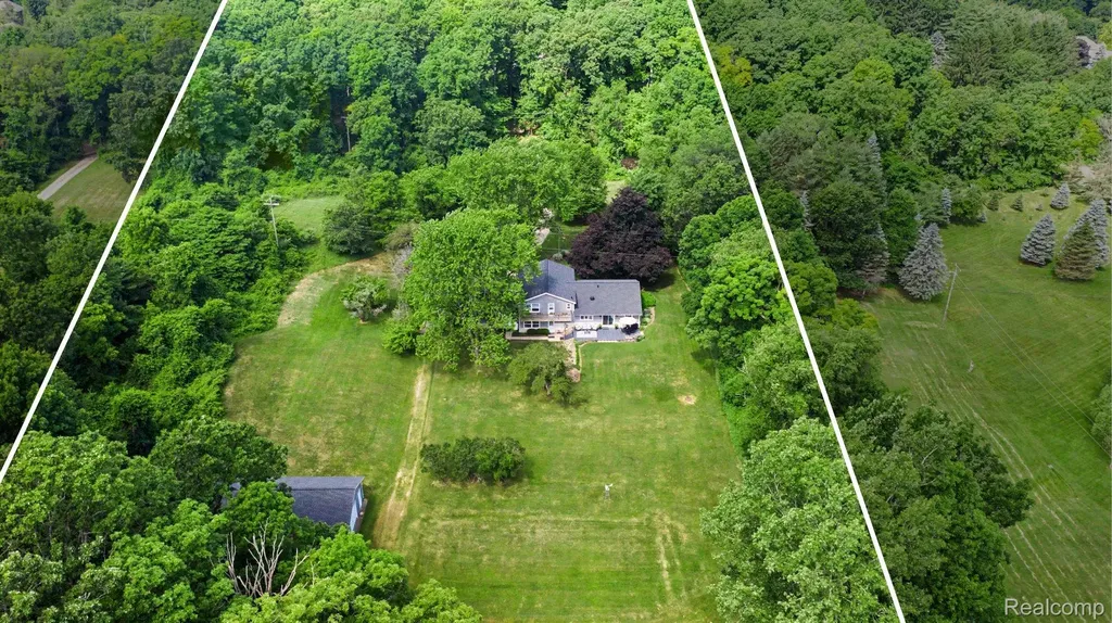9100 Pine Knob Road Independence Charter Township MI 48348