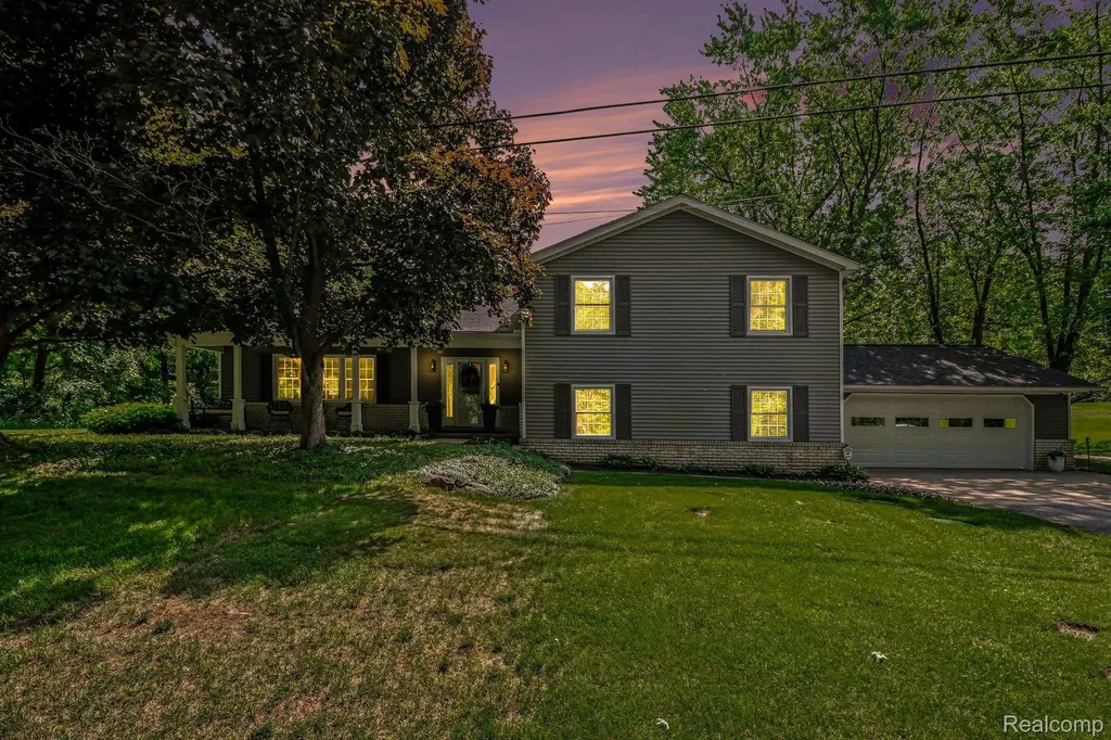 9100 Pine Knob Road Independence Charter Township MI 48348