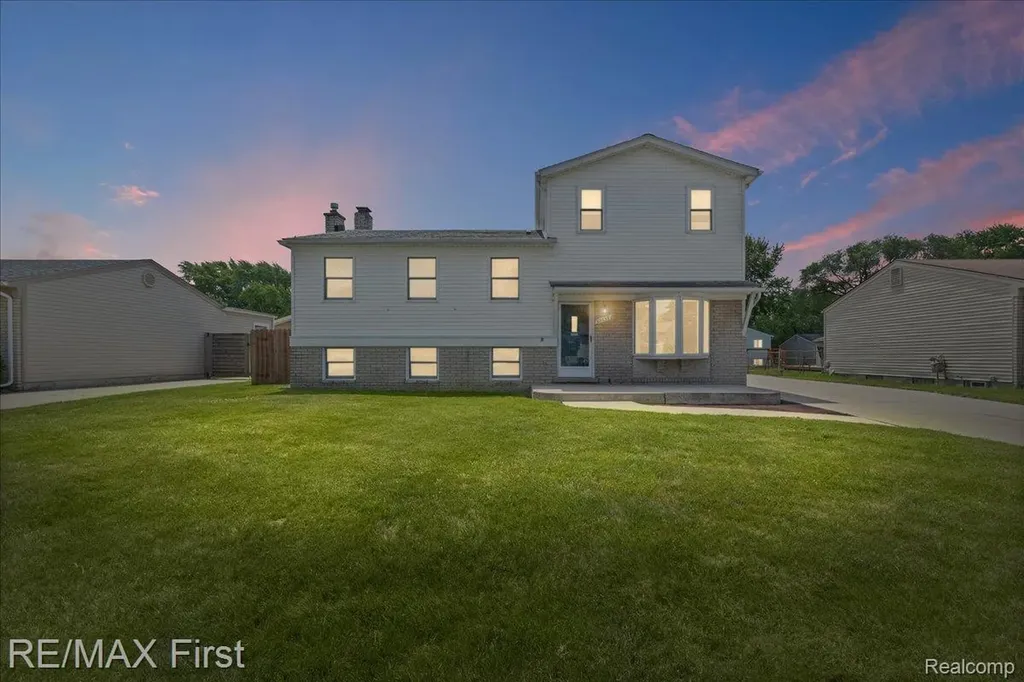 32658 Conrad Street Chesterfield Township MI 48047