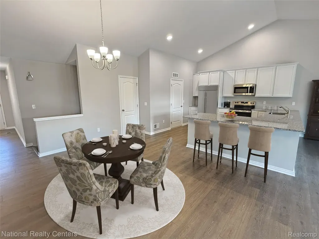 374 Devonshire Drive Lapeer City MI 48446