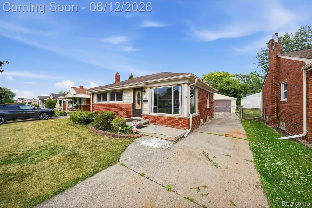 28750 Fountain Street Roseville City MI 48066