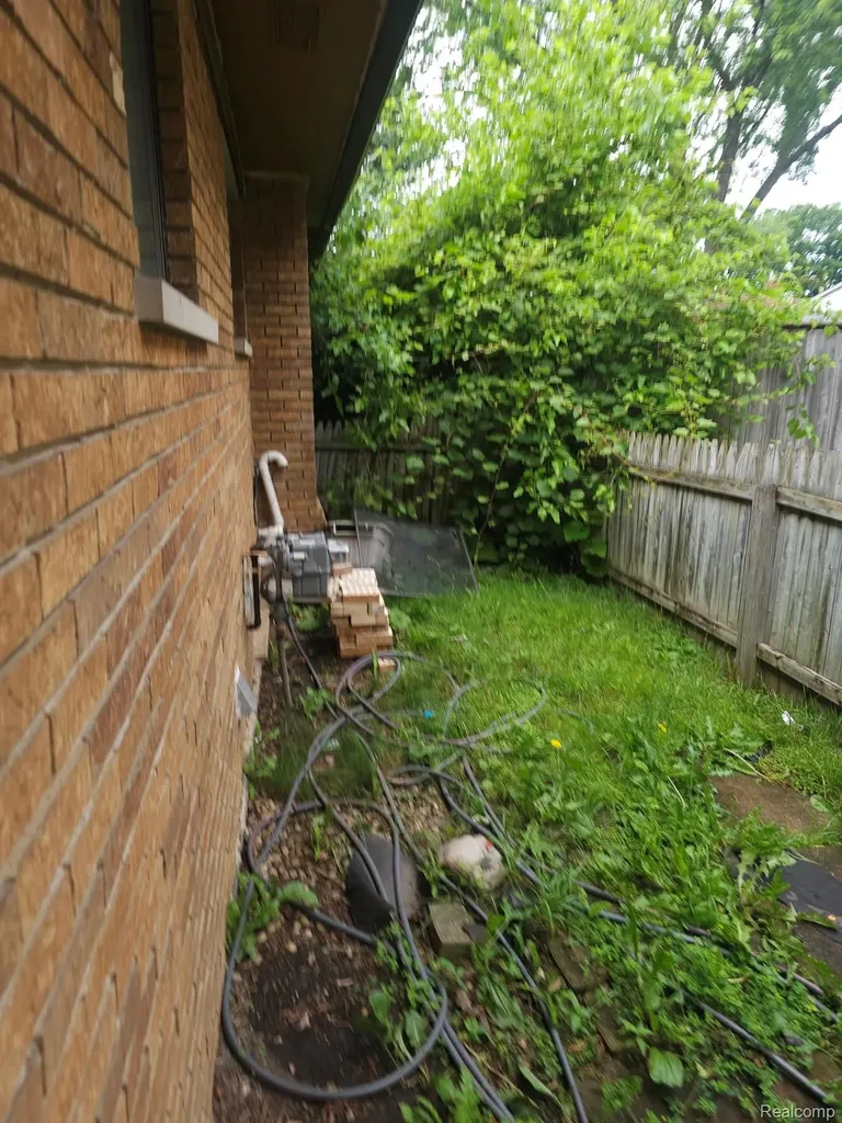 39409 Garony Drive Clinton Charter Township MI 48038