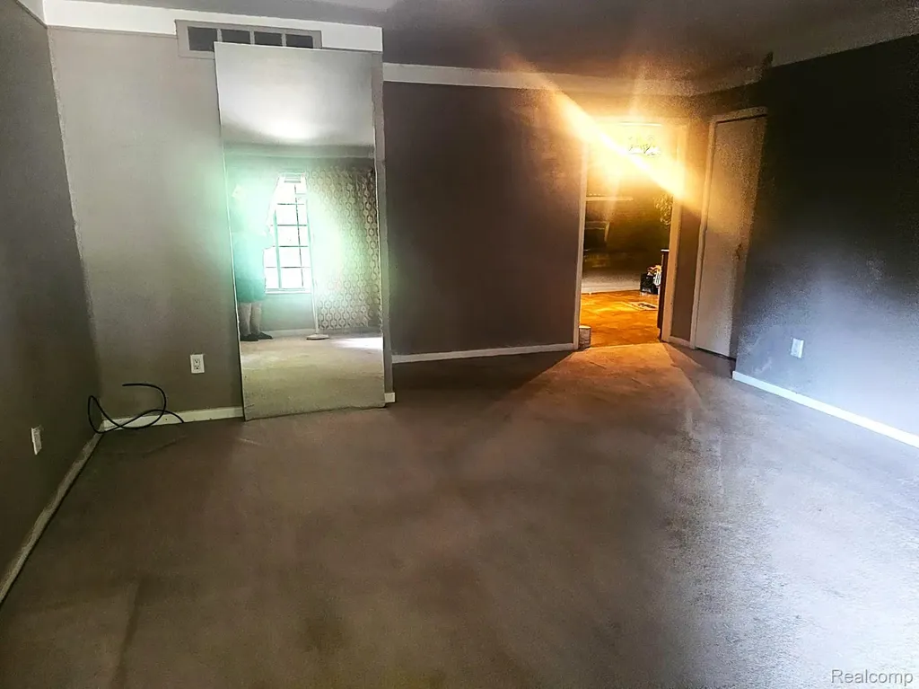 39409 Garony Drive Clinton Charter Township MI 48038