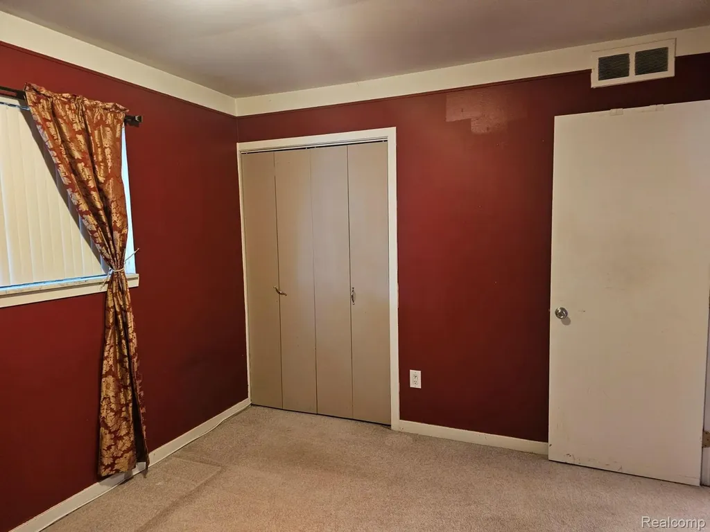 39409 Garony Drive Clinton Charter Township MI 48038
