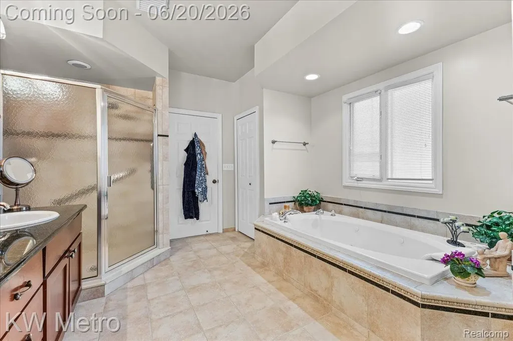 49145 White Mill Drive Shelby Charter Township MI 48317